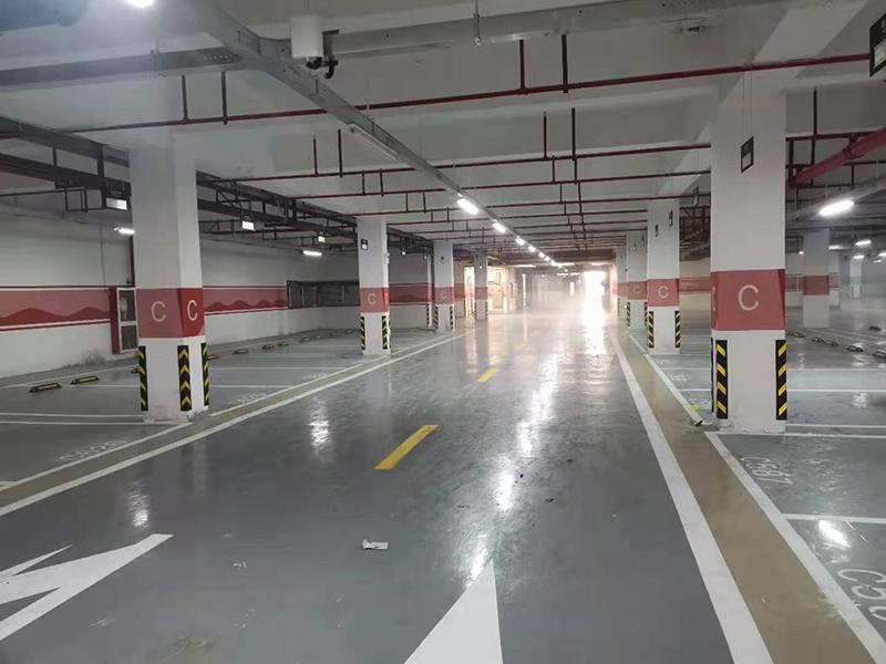 橘紋環(huán)氧砂漿地坪(圖13) 橘紋環(huán)氧砂漿地坪(圖13)